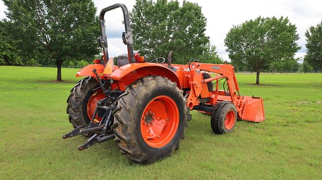 Image of Kubota M5040 equipment image 3