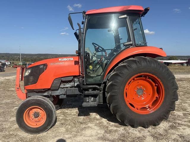 Image of Kubota M5040 equipment image 1