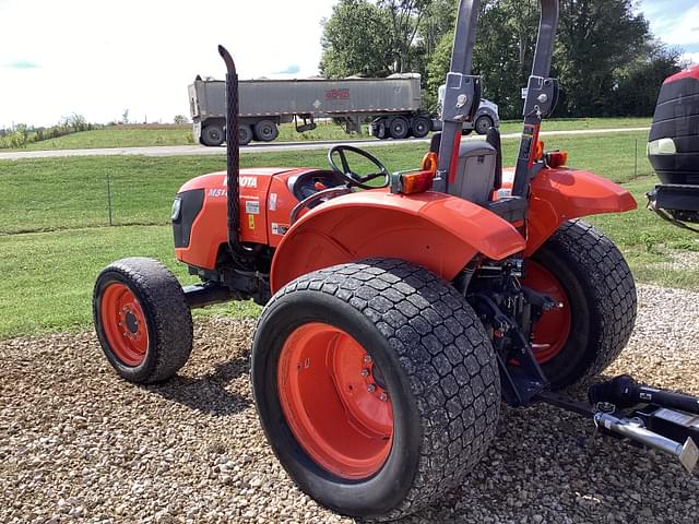 Image of Kubota M5140 equipment image 4