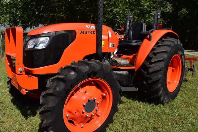 Image of Kubota M5140 equipment image 4