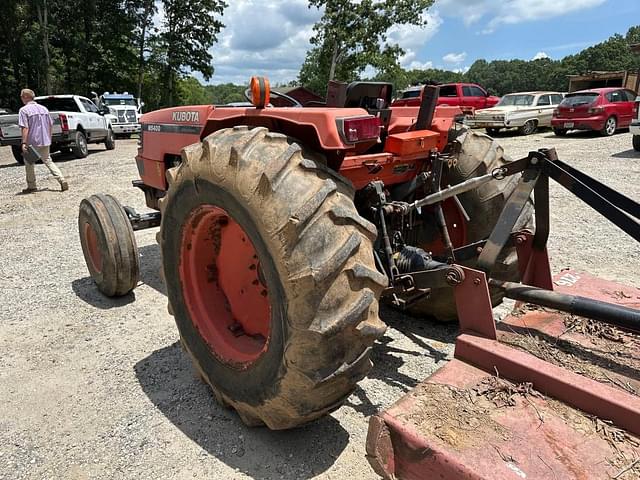 Image of Kubota M5400 equipment image 2
