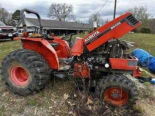 Kubota M5400 Equipment Image0