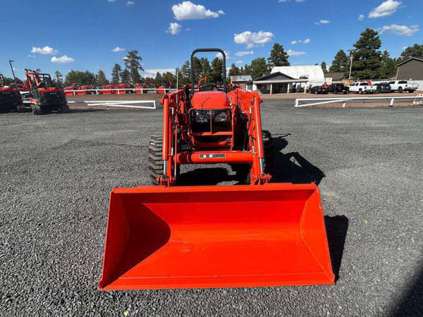 Image of Kubota M5660 equipment image 2