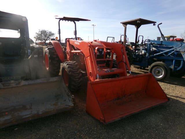 Image of Kubota M5660 equipment image 3