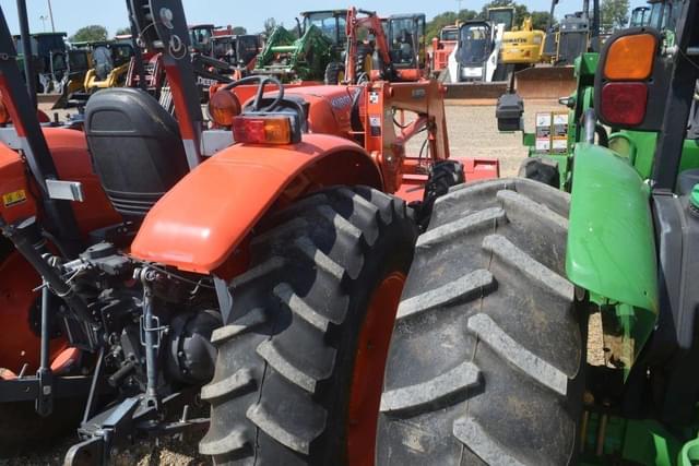 Image of Kubota M5660SU equipment image 2