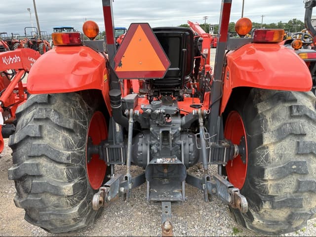 Image of Kubota M5660SU equipment image 4