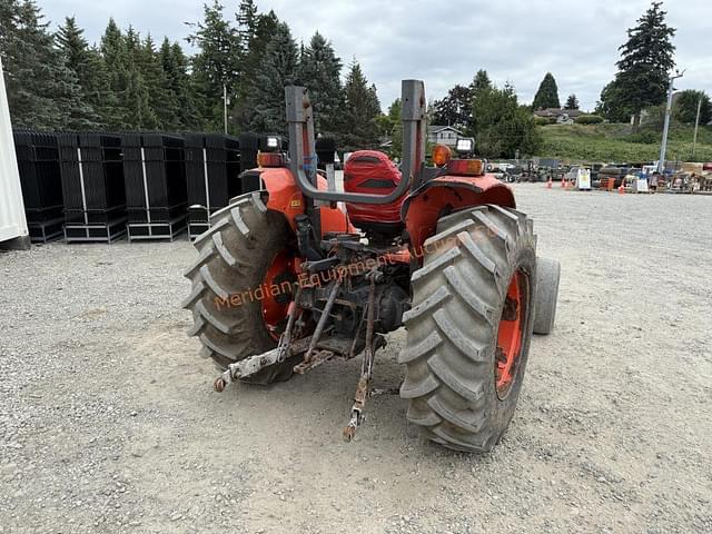 Image of Kubota M5660SUD equipment image 4