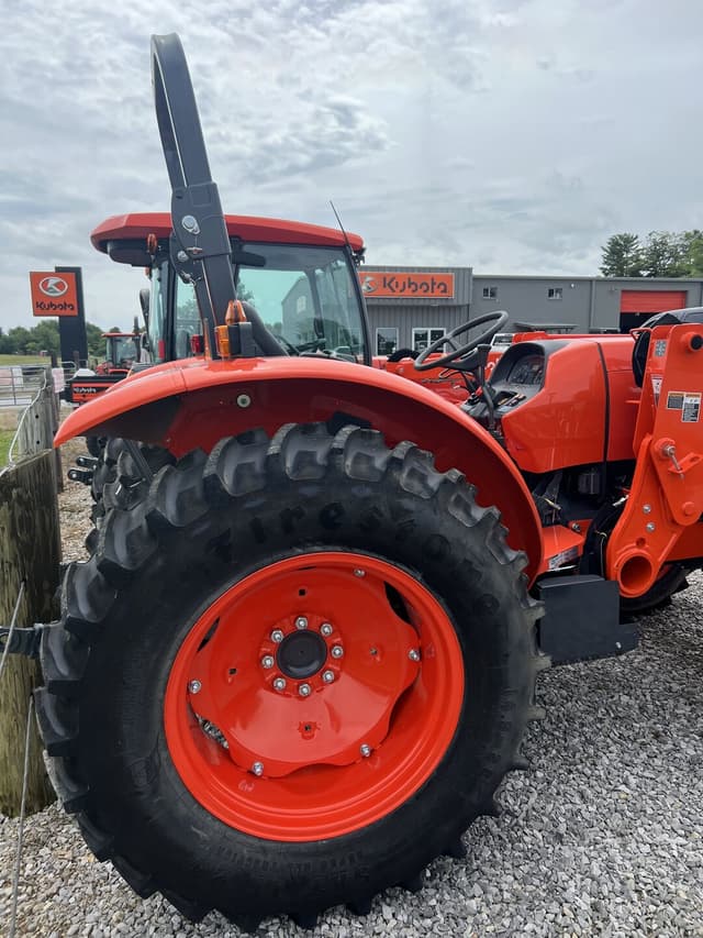 Image of Kubota M5660SU equipment image 1