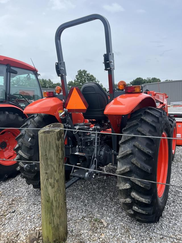 Image of Kubota M5660SU equipment image 4