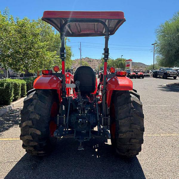 Image of Kubota M5660SUHD equipment image 3