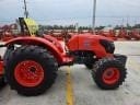 2021 Kubota M5660SUHD Equipment Image0