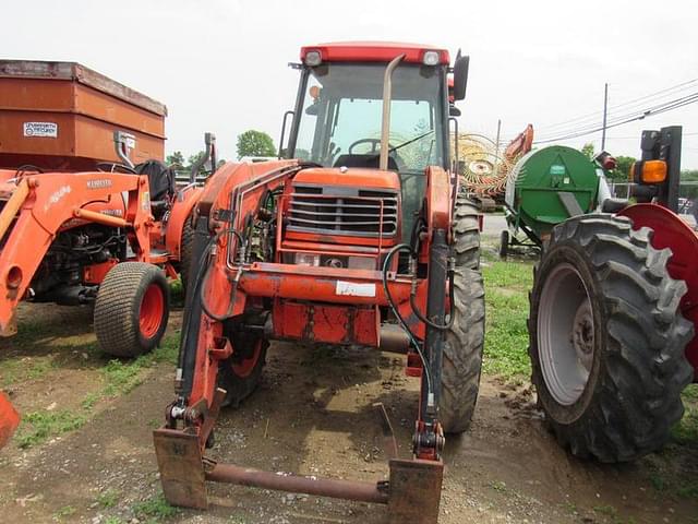 Image of Kubota M5700 equipment image 2