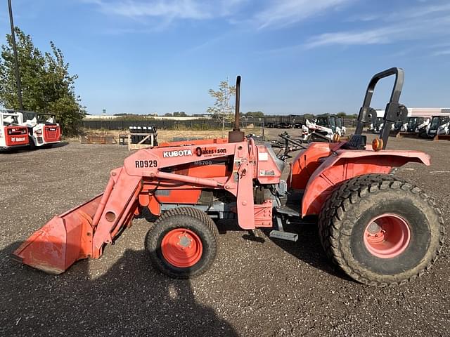 Image of Kubota M5700 equipment image 1