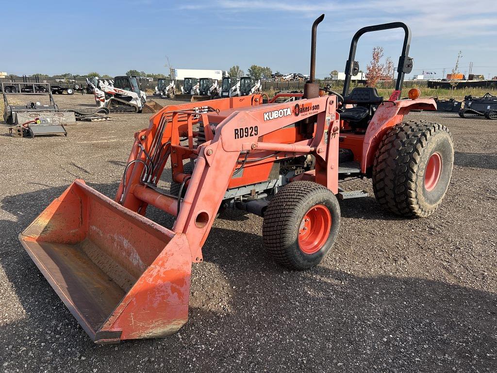 Image of Kubota M5700 Primary image