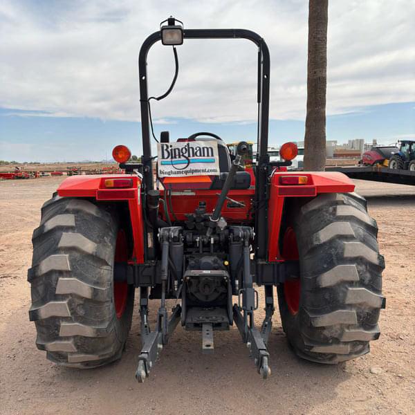 Image of Kubota M5L-111-SN equipment image 3