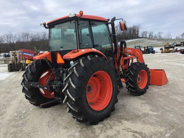 Image of Kubota M6-111 equipment image 4