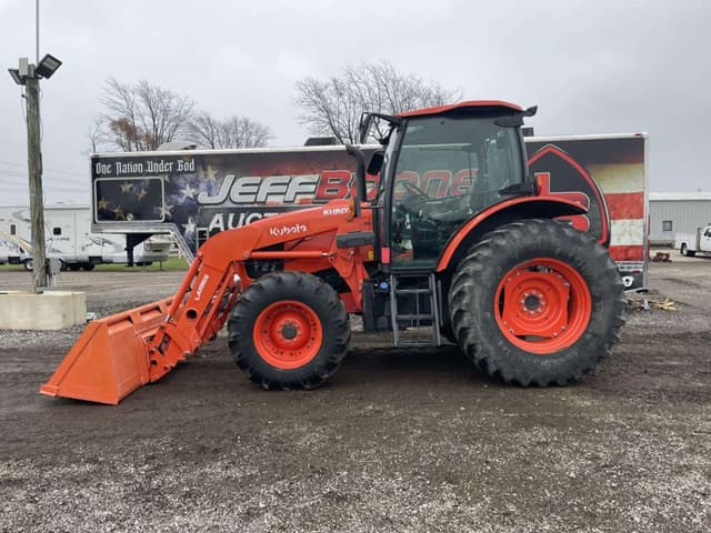 Image of Kubota M6-111 equipment image 1