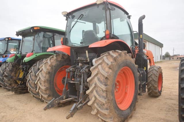 Image of Kubota M6-131 equipment image 2