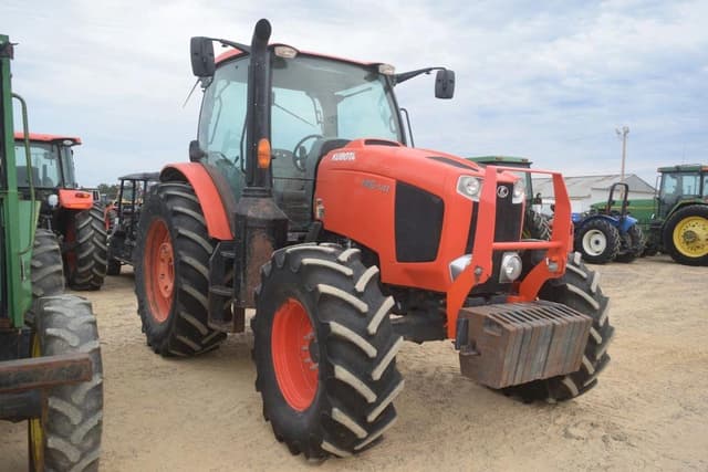 Image of Kubota M6-141 equipment image 3