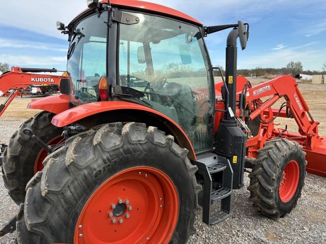 Image of Kubota M6-141 equipment image 2