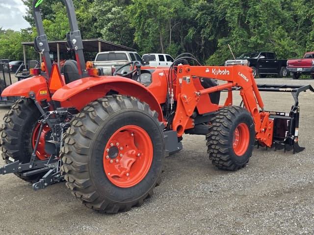 Image of Kubota M5660SU equipment image 2