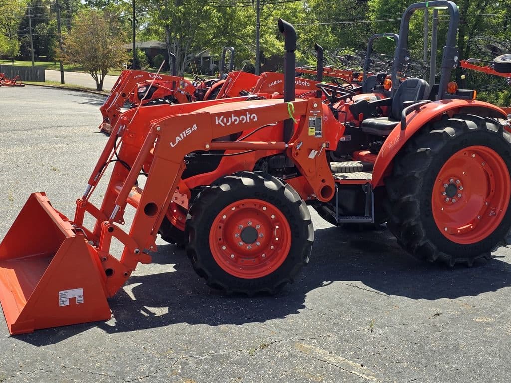 Image of Kubota M7060 Image 1