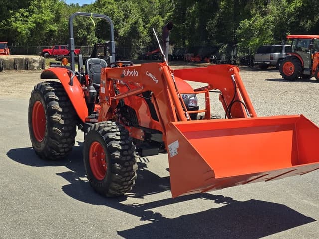 Image of Kubota M7060 equipment image 1