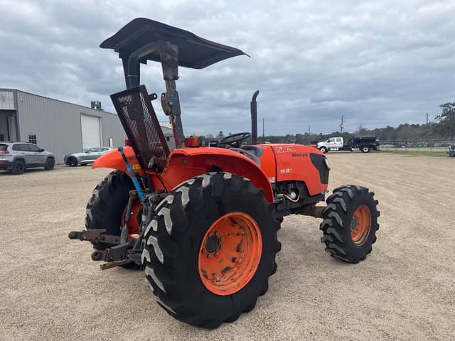 Image of Kubota M6040 equipment image 3