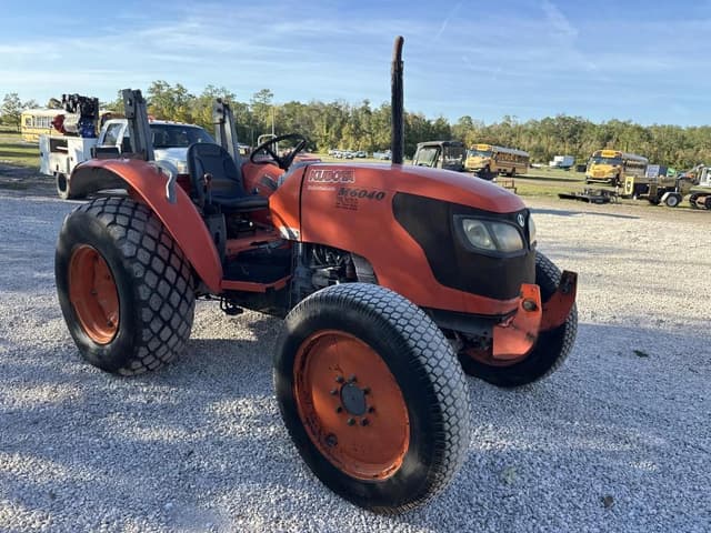 Image of Kubota M6040 equipment image 4