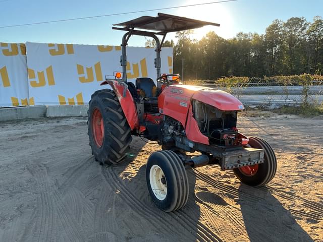 Image of Kubota M6040 equipment image 2