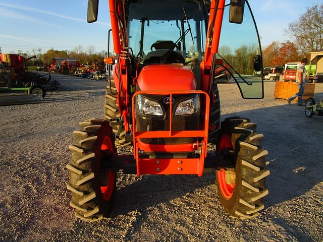 Image of Kubota M6040 equipment image 2