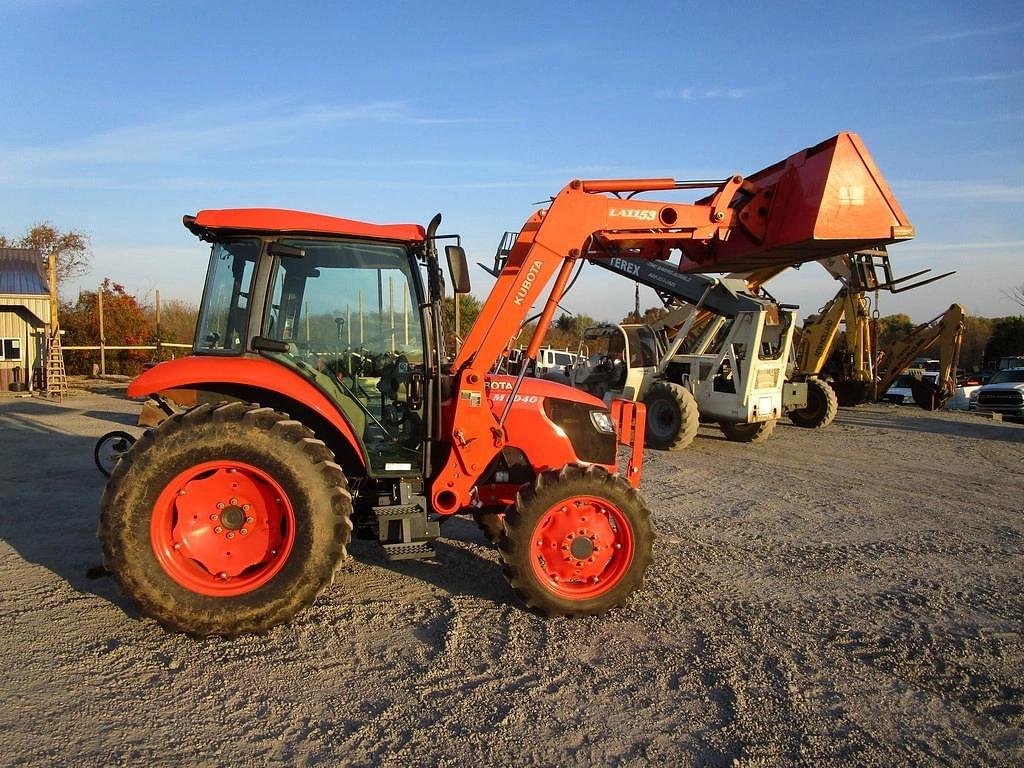 Image of Kubota M6040 Primary image