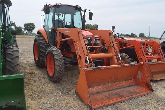 Image of Kubota M6060 equipment image 3