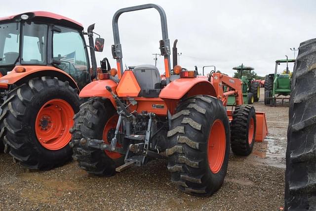 Image of Kubota M6060 equipment image 2