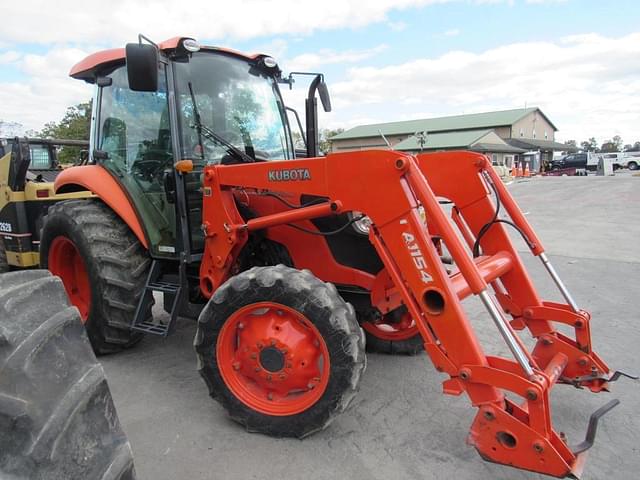 Image of Kubota M6060 equipment image 4