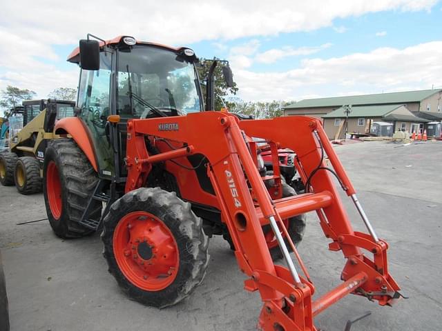 Image of Kubota M6060 equipment image 3