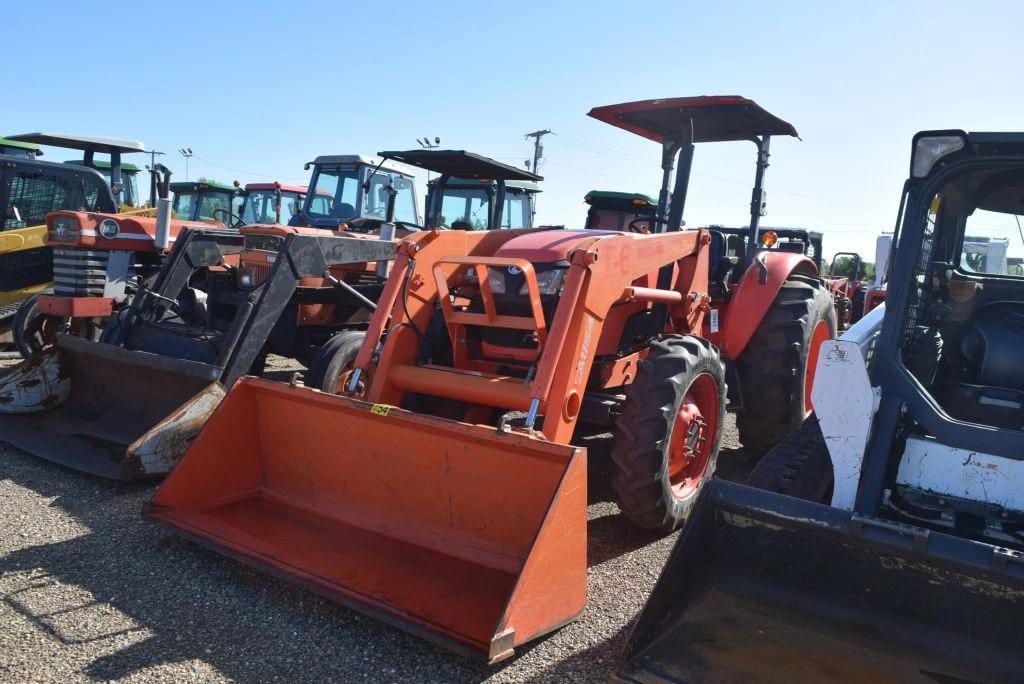 Main image Kubota M6060