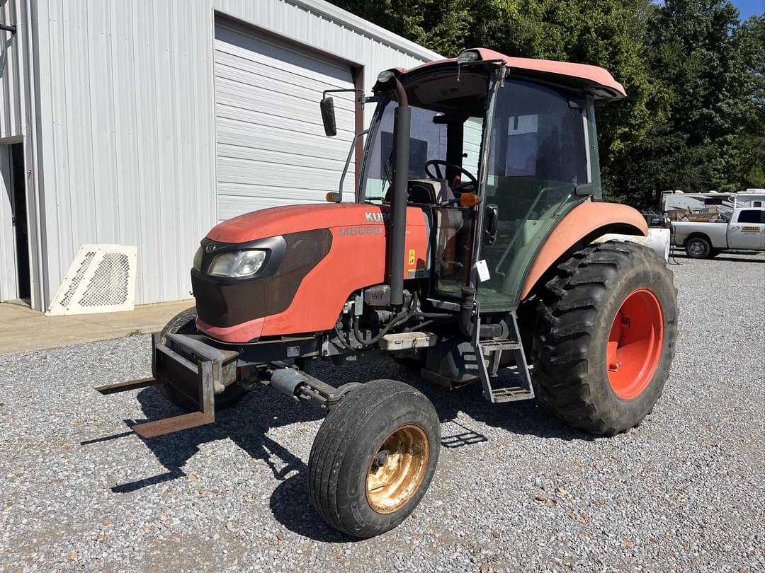Image of Kubota M6060 Primary image