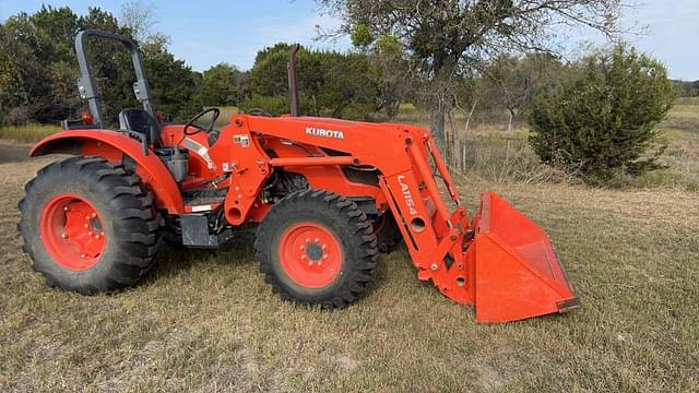 Image of Kubota M6060 equipment image 1