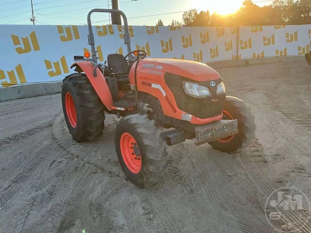 Image of Kubota M6060D equipment image 2
