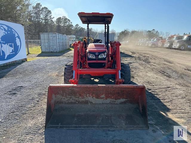 Image of Kubota M6060D equipment image 2