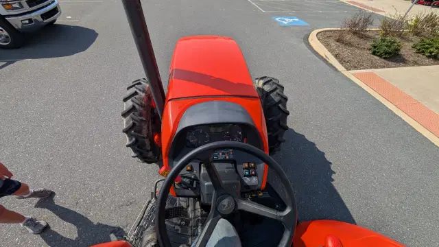 Image of Kubota M6060HD equipment image 1