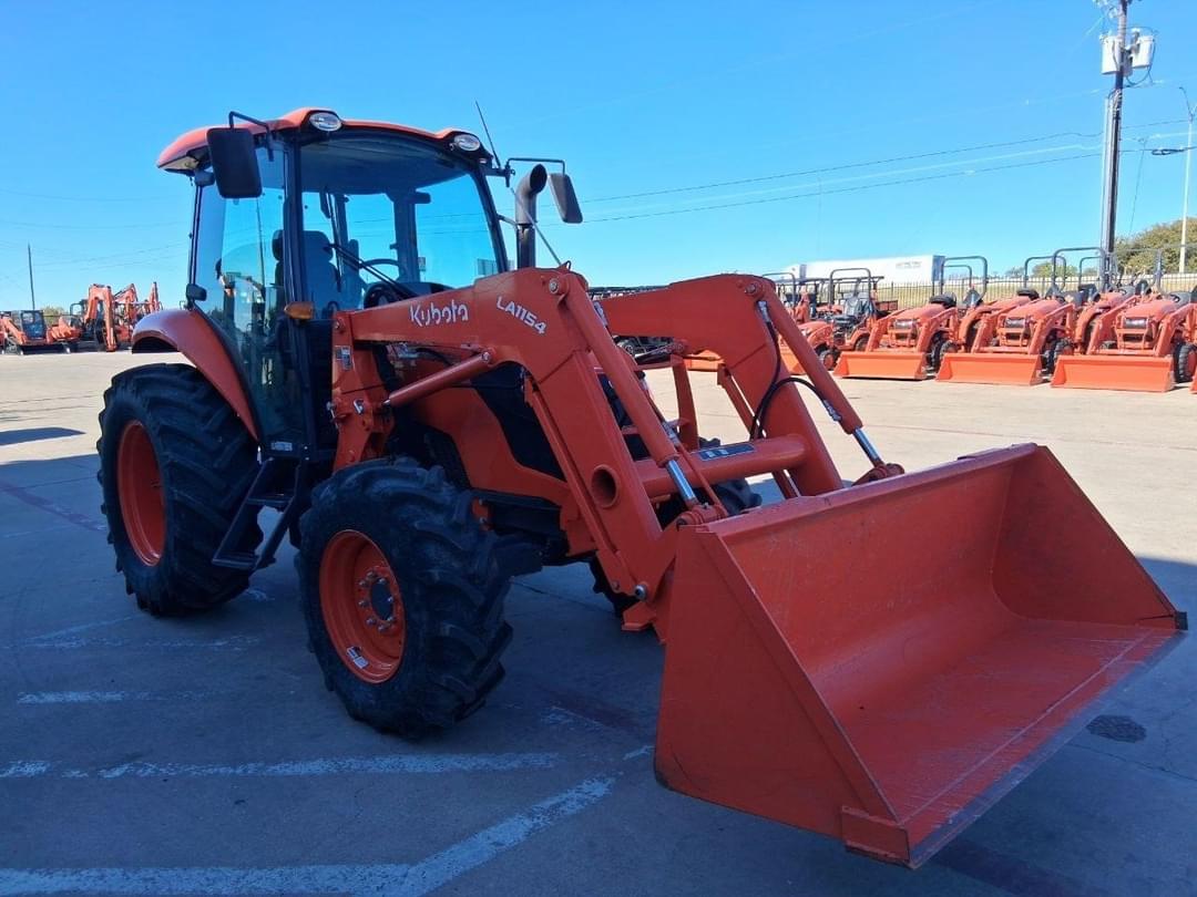 Image of Kubota M6060HDC Image 1