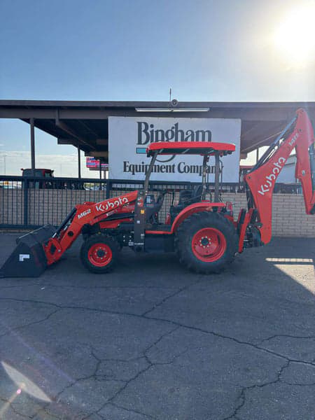 Image of Kubota M62 equipment image 4