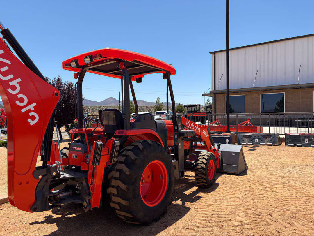 Image of Kubota M62 Primary image