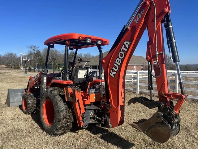 Image of Kubota M62 equipment image 4