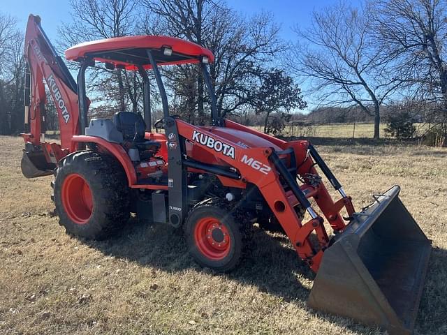 Image of Kubota M62 equipment image 1