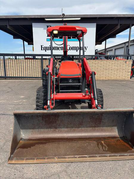 Image of Kubota M62 equipment image 2