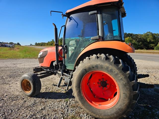 Image of Kubota M6060 equipment image 4