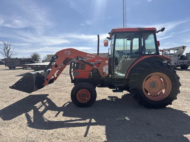 Image of Kubota M6800 equipment image 1